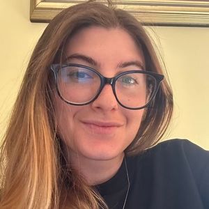 Meet your Posher, Cora